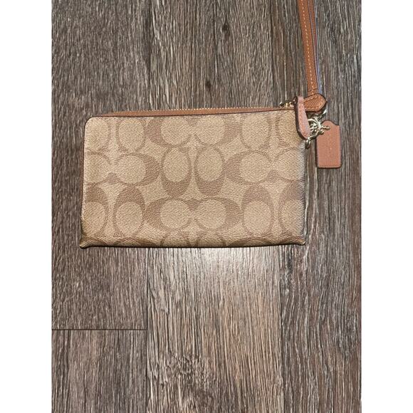 Coach Double Corner Zip Wristlet In Signature Canvas - Picture 7 of 11